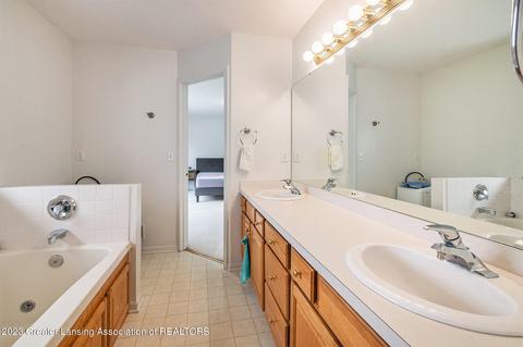 5311 Thames Dr, Haslett, MI 48840 photo 34