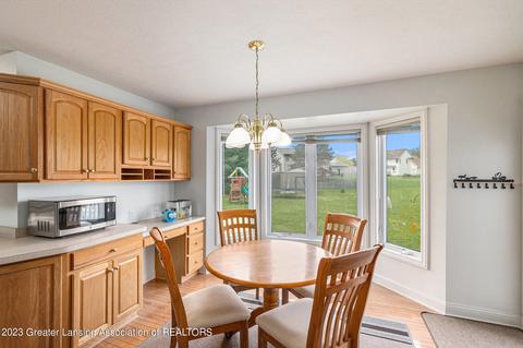 5311 Thames Dr, Haslett, MI 48840 photo 21