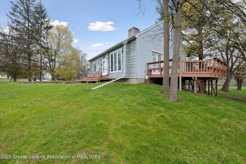321 E Jefferson St, Dimondale, MI 48821 photo 3