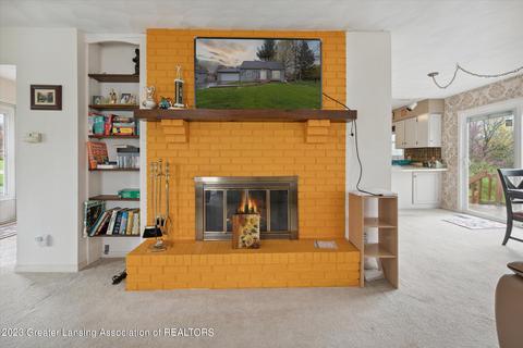 321 E Jefferson St, Dimondale, MI 48821 photo 7