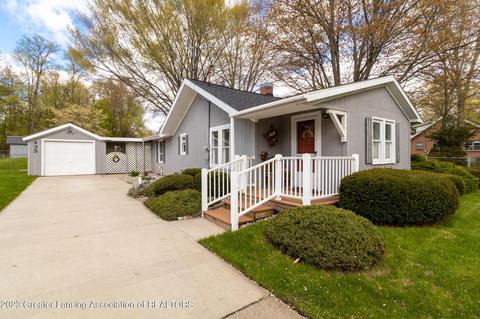 435 E Washington St, Dimondale, MI 48821 photo 2