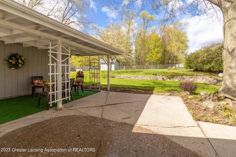 435 E Washington St, Dimondale, MI 48821 photo 23