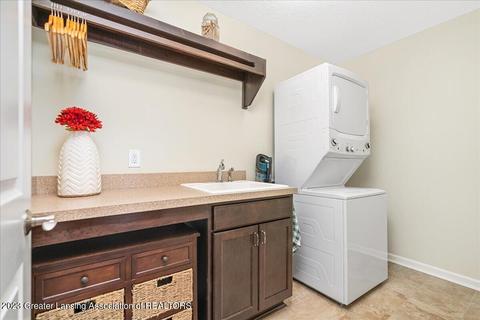 1240 Lobelia Ln, Dewitt, MI 48820 photo 16