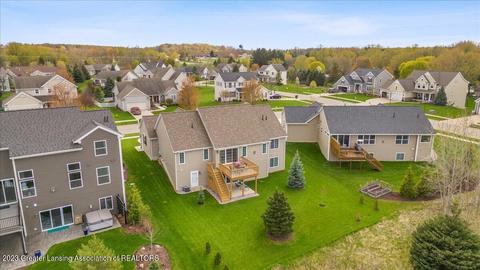 1240 Lobelia Ln, Dewitt, MI 48820 photo 2