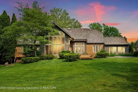 6361 Island Lake Dr, East Lansing, MI 48823
