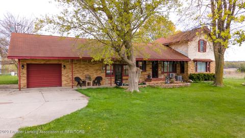 8145 E Carson City Rd, Carson City, MI 48811