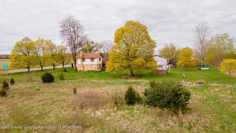 8145 E Carson City Rd, Carson City, MI 48811 photo 6