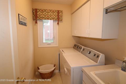 11653 Hidden Spring Trl, Dewitt, MI 48820 photo 15