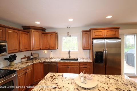 11653 Hidden Spring Trl, Dewitt, MI 48820 photo 12