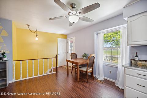 904 E North St, Owosso, MI 48867 photo 5
