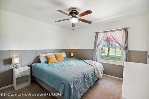 904 E North St, Owosso, MI 48867 photo 11