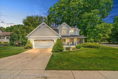 2393 Rolling Ridge Ln, Holt, MI 48842