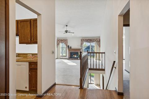 2017 Rendall Dr, Jackson, MI 49201 photo 4