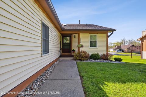 2017 Rendall Dr, Jackson, MI 49201 photo 2