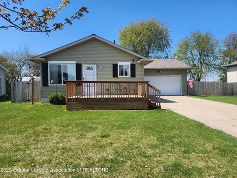 1186 Porter Dr, Charlotte, MI 48813