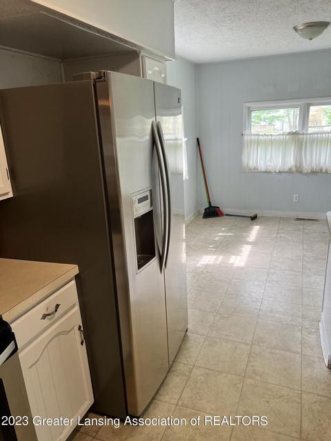 139 Cherry St, Dimondale, MI 48821 photo 4