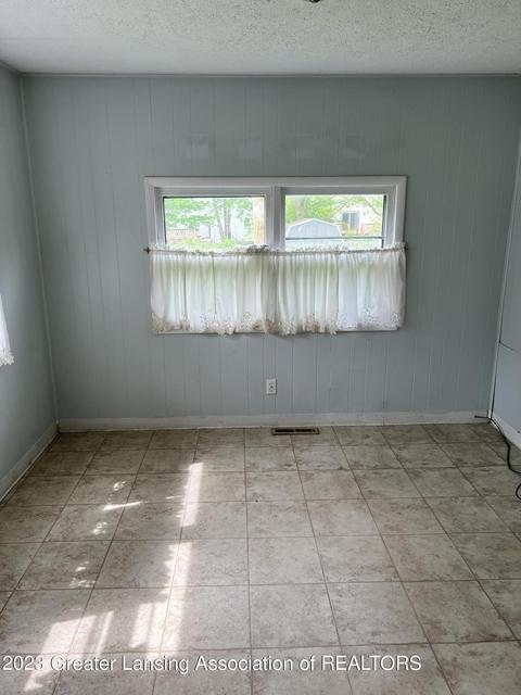 139 Cherry St, Dimondale, MI 48821 photo 13