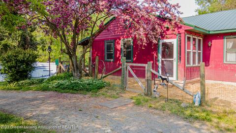 9763 N Territorial Rd, Dexter, MI 48130