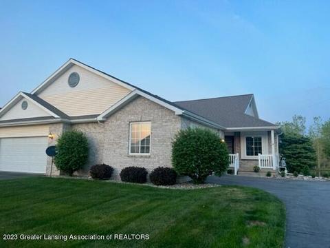 844 Chads Way #24, Charlotte, MI 48813