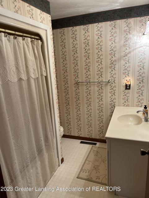 13451 Beardslee Rd, Perry, MI 48872 photo 24