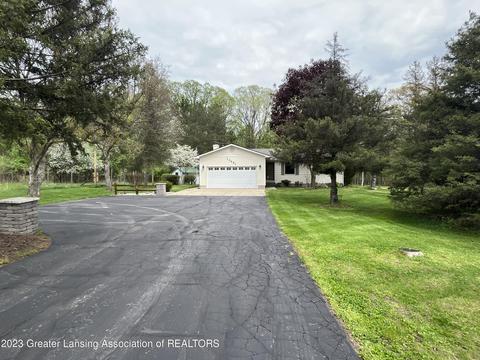 13451 Beardslee Rd, Perry, MI 48872