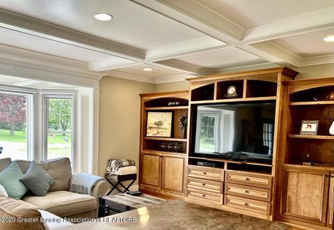 1125 E Twinbrook Dr, Dewitt, MI 48820 photo 3