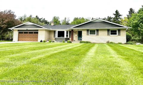 1125 E Twinbrook Dr, Dewitt, MI 48820