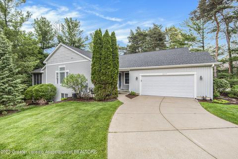 6417 Timber Ridge Trl, East Lansing, MI 48823