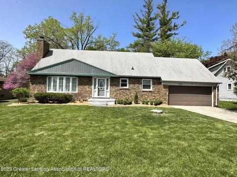 1321 N Willow Hwy, Lansing, MI 48917