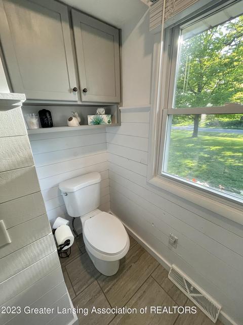 11481 Chandler Rd, Dewitt, MI 48820 photo 10