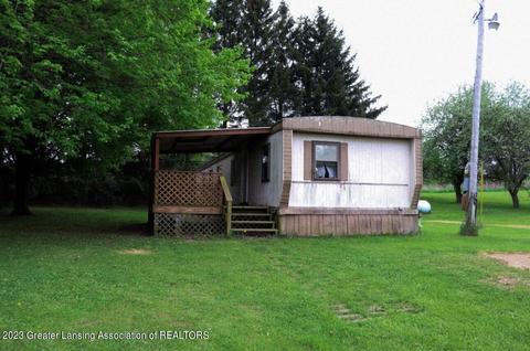 11356 Arland Rd, Rives Junction, MI 49277