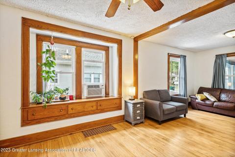 2415 Forest Ave, Lansing, MI 48910 photo 10