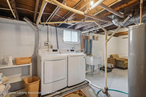 2415 Forest Ave, Lansing, MI 48910 photo 21