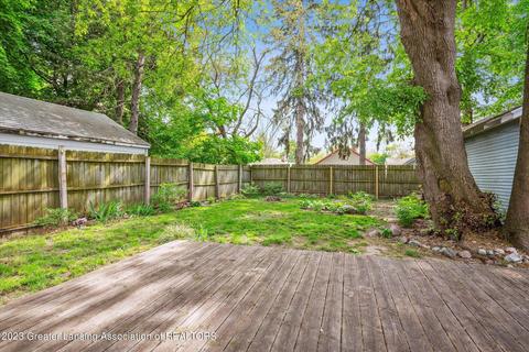 2415 Forest Ave, Lansing, MI 48910 photo 23