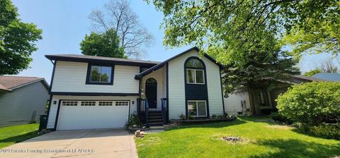 1930 Fairmont St, Lansing, MI 48911