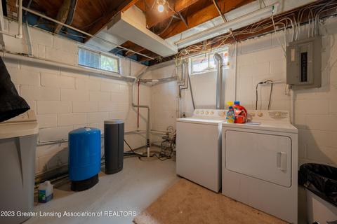 206 E Main St, Dewitt, MI 48820 photo 21
