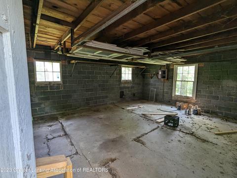 3231 Cedarbrook Ave, Lansing, MI 48910 photo 6