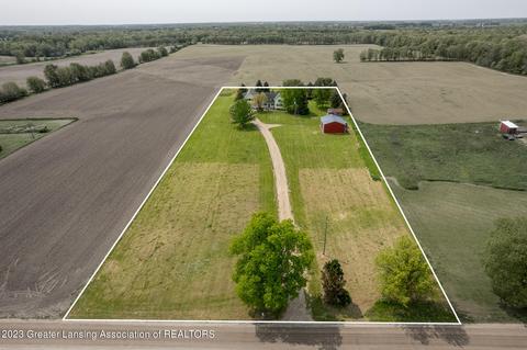 6115 W Island Rd, Saint Johns, MI 48879