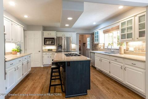 2148 Long Leaf Trl, Okemos, MI 48864 photo 12