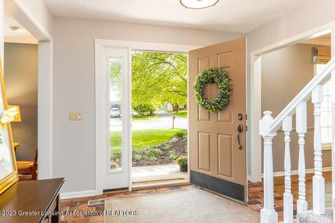 2148 Long Leaf Trl, Okemos, MI 48864 photo 5