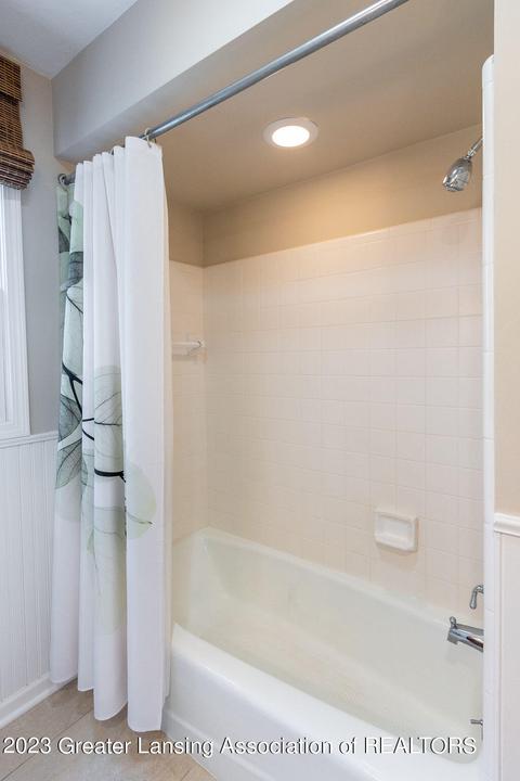 2148 Long Leaf Trl, Okemos, MI 48864 photo 39