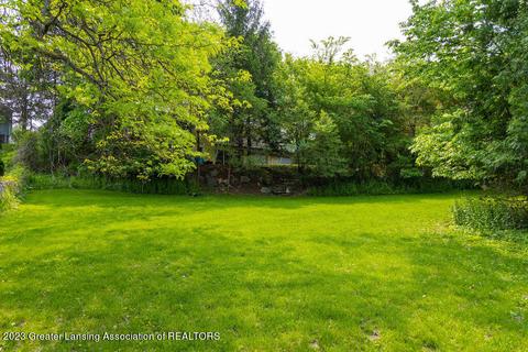 4427 Barton Rd, Lansing, MI 48917 photo 18