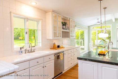 4427 Barton Rd, Lansing, MI 48917 photo 30