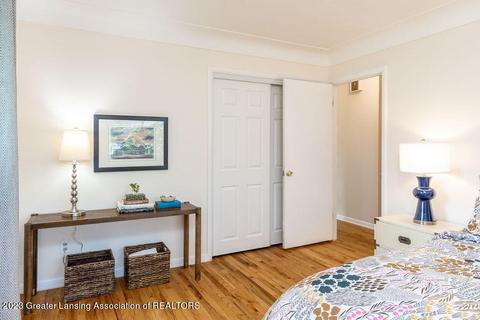 4427 Barton Rd, Lansing, MI 48917 photo 47