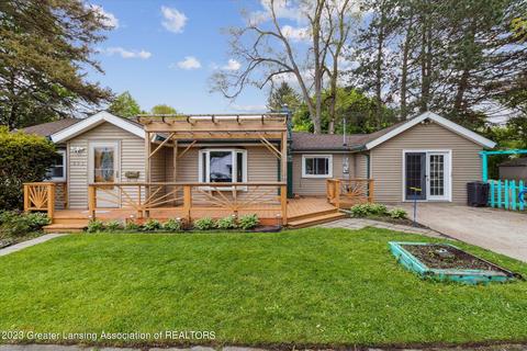 903 Walnut St, Owosso, MI 48867