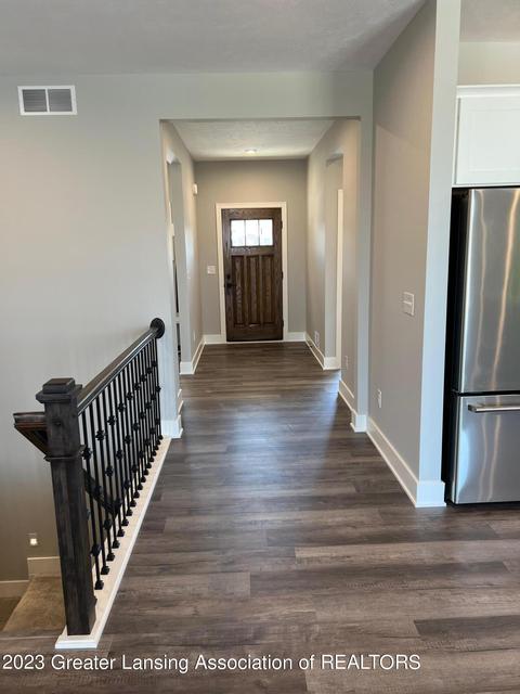 3660 Venice Dr, Dewitt, MI 48820 photo 9