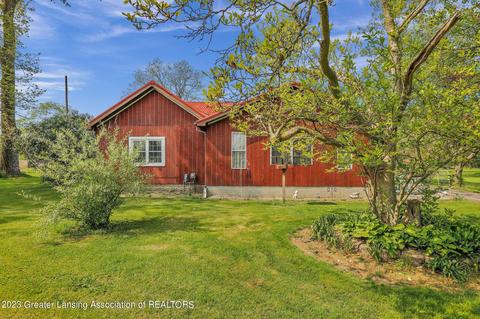 8180 W Herbison Rd, Eagle, MI 48822 photo 4