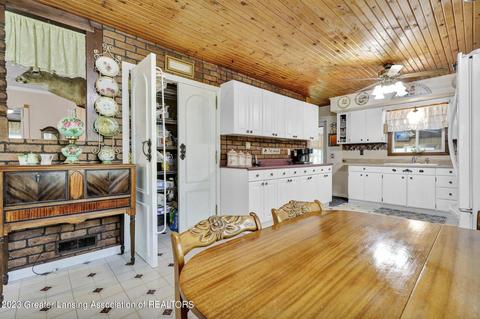 8180 W Herbison Rd, Eagle, MI 48822 photo 23