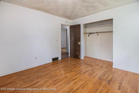 402 S Dibble Blvd, Lansing, MI 48917 photo 17