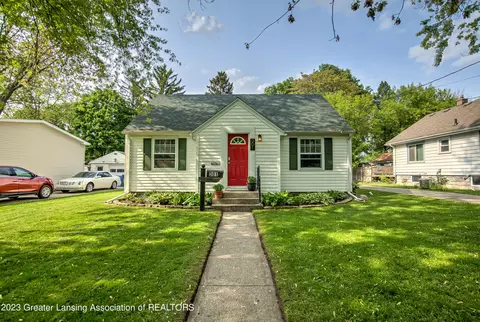 301 Paris Ave, Lansing, MI 48910